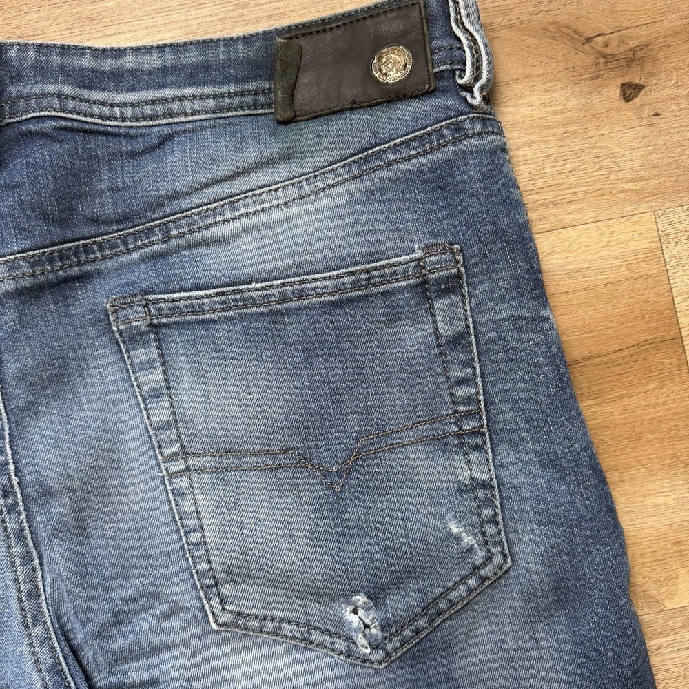 Diesel Buster Jeans Men 36x32 Blue Slim Tapered Stretch Dark Wash Thrashed 0833F - Picture 5 of 16
